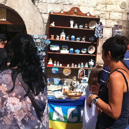 ベッド・アンド・ブレックファスト Bbsantanna2 4*